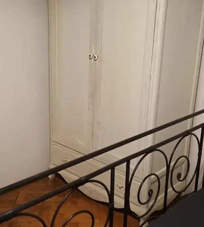 Anna Apartment