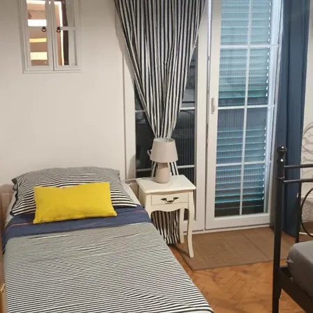 Apartment Anna Biograd Na Moru