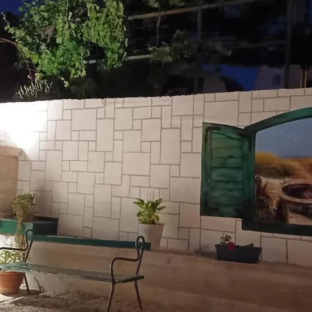 Anna Apartment